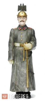 Мастерская Фаберже. Резная каменная фигурка лейтенанта Кавалергардского полка. 1908–1917 Мастерская Фаберже. Резная каменная фигурка лейтенанта Кавалергардского полка. 1