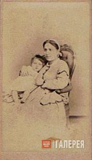 Valentin Serov with his mother. 1865-1866 (?) Valentin Serov with his mother. 1865-1866 (?)