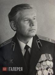 Colonel Marat Samsonov, Artistic Director of the Grekov Studio of War Artists, 1974-1989 Colonel Marat Samsonov, Artistic Director of the Grekov Studio of War Artists