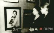 Liya Terekhova (née Obninskaya) with her son Dmitry at the Valentin Serov exhibition in Moscow. 1952 Liya Terekhova (née Obninskaya) with her son Dmitry at the Valentin Serov exh.