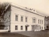Дом Третьяковых в Толмачах. 1890-e