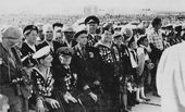 На торжественном открытии монумента «Малая земля». 1982