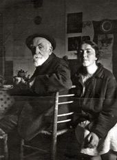 В.Д. Поленов с дочерью Натальей. 1925