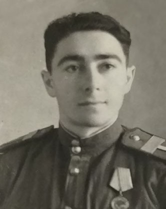 Григорий Ушаев