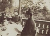 Н.В. Поленова и М.В. Якунчикова. 1888. Жуковка