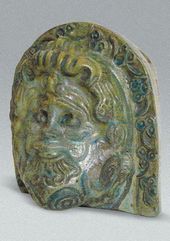 М.А. ВРУБЕЛЬ. Настенное кашпо с маской фавна. Около 1900