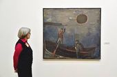 XIX Московский международный художественный салон «ЦДХ-2016. Образ времени». О.А. Васнецова у последней работы А.В. Васнецова «Затмение». 2003