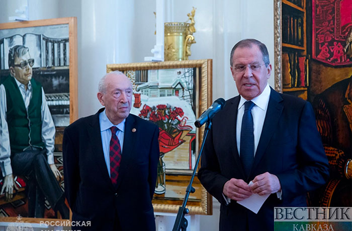 ПРЕЗЕНТАЦИЯ ВЫСТАВКИ ПРОИЗВЕДЕНИЙ Т.Т.САЛАХОВА В МИД РФ