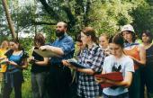 С учениками Школы на пленэре (летняя практика) С учениками Школы на пленэре (летняя практика)