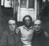 ПЕТР СЕРЕБРЯКОВ (СЫН ЕКАТЕРИНЫ СЕРЕБРЯКОВОЙ ОТ ПЕРВОГО БРАКА), ЕКАТЕРИНА СЕРЕБРЯКОВА И ПАВЕЛ ФИЛОНОВ НА ДАЧЕ ПЕРВОГО МУЖА СЕРЕБРЯКОВОЙ, ЭСПЕРА АЛЕКСАНДРОВИЧА СЕРЕБРЯКОВА. 30 августа 1928 ПЕТР СЕРЕБРЯКОВ (СЫН ЕКАТЕРИНЫ СЕРЕБРЯКОВОЙ ОТ ПЕРВОГО БРАКА), ЕКАТЕРИНА СЕРЕБРЯ