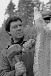 Скульптор за работой. 1970-е