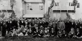 ЭДВАРД ГРИГ С МУЗЫКАНТАМИ ОРКЕСТРА КОНЦЕРТГЕБАУ. 1898. ФОТОГРАФИЯ ЭДВАРД ГРИГ С МУЗЫКАНТАМИ ОРКЕСТРА КОНЦЕРТГЕБАУ. 1898. ФОТОГРАФИЯ