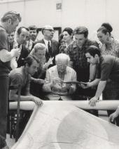 Марк Шагал в Государственной Третьяковской галерее. 1973 Марк Шагал в Государственной Третьяковской галерее. 1973