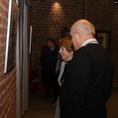 Презентация выставки Светланы Ланшаковой «УПАСТЬ ВВЕРХ» в Доме Актера