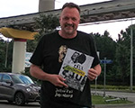Футбольный комментатор Виктор Гусев получил экземпляр журнала «FENÔMENO» Футбольный комментатор Виктор Гусев получил экземпляр журнала «FENÔMENO»